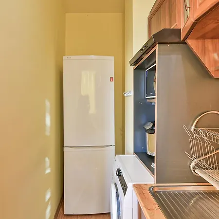 Cozy Flat For 3 On A Budget Varna