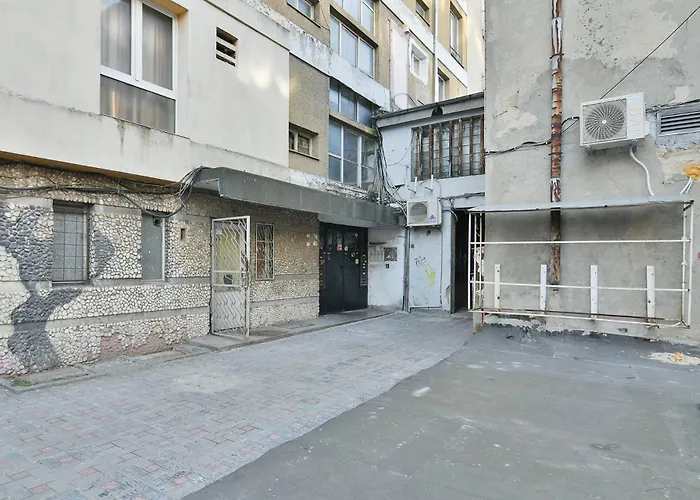 Cozy Flat For 3 On A Budget